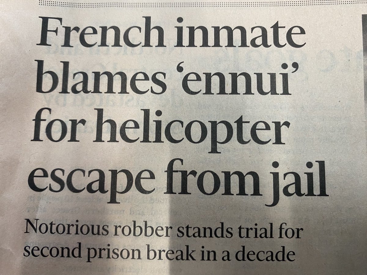 🚬☕️🚁🇫🇷