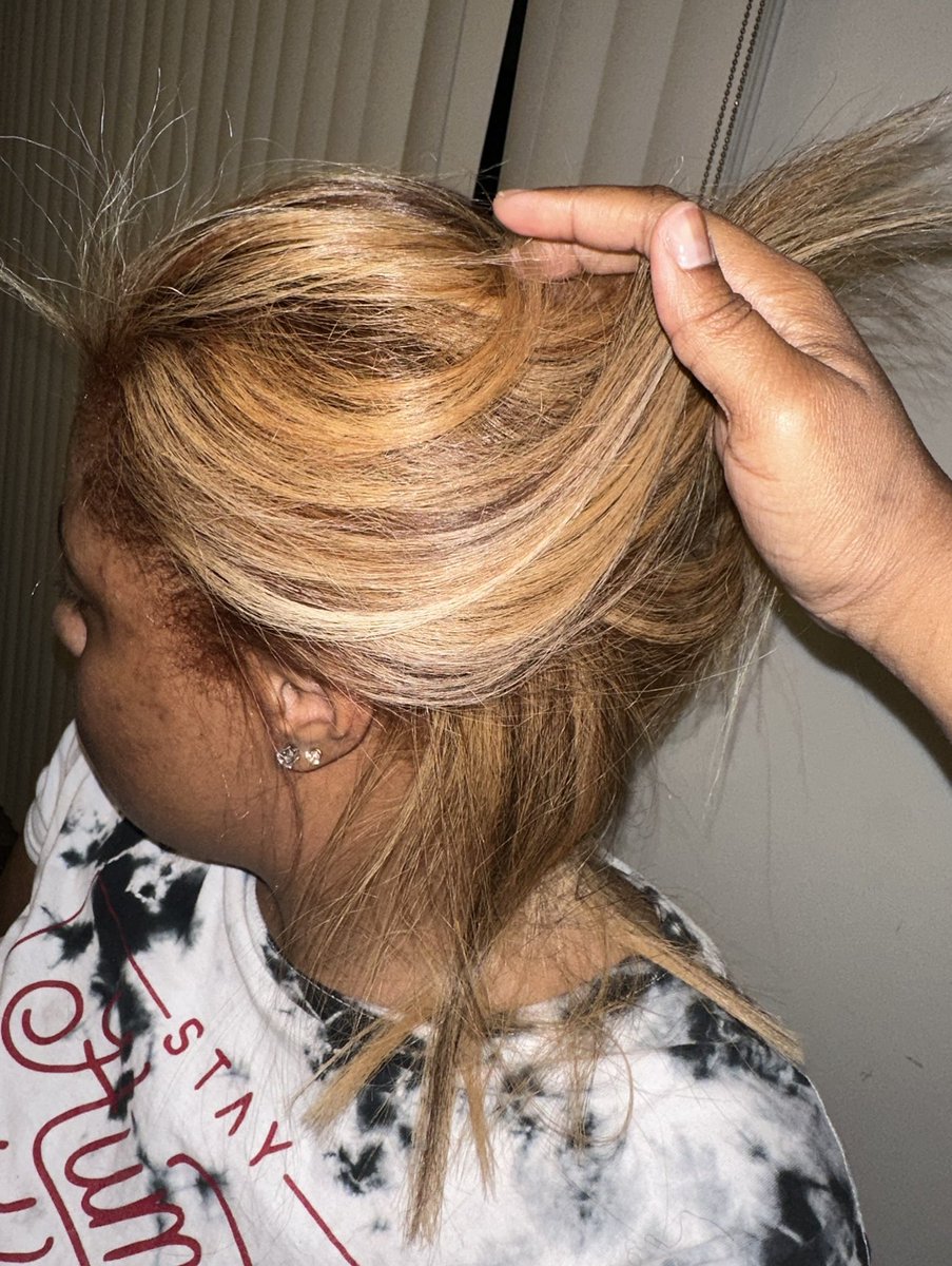 myleafz's tweet photo. Don’t play with my sisss…she really do
this shit. IG: @audicurld &amp; @ohsoautumn https://t.co/K2RCJIvWnx