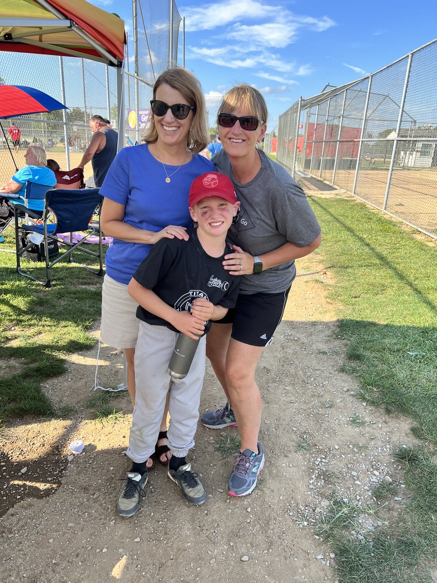 Staci Becker tweet media