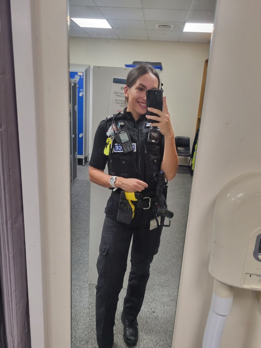 Definitely not what you want to be wearing in this heat 🥵

But hey its #999Day 👮‍♀️