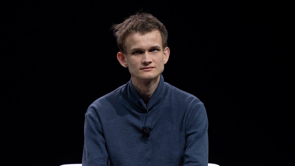 Son Dakika: Ethereum'un kurucusu Vitalik'in resmi twitter hesabı hacklendi. Kullanıcıların hesaptan paylaşılan herhangi bir bağlantıya tıklamaması öneriliyor. ⚠️