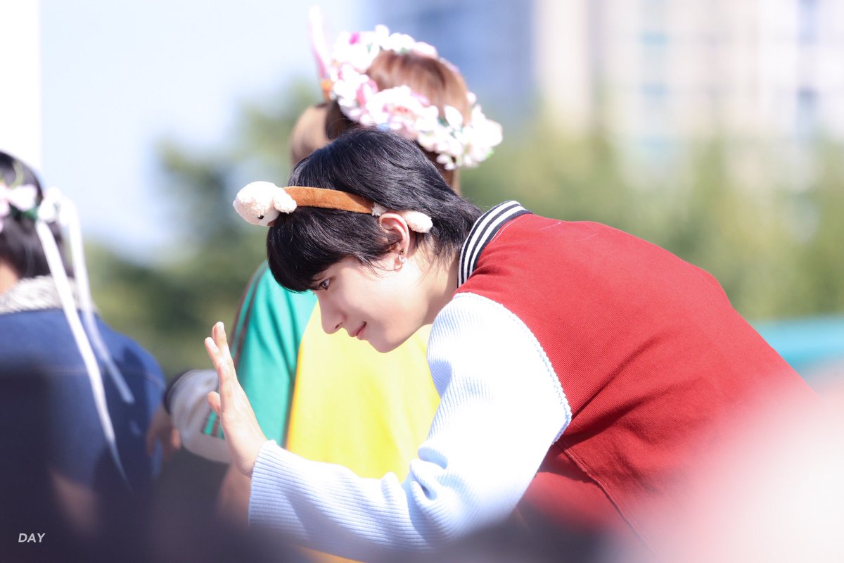 itboyday's tweet photo. 230909 음악중심 미니팬미팅
🐻✨

#앤톤 #ANTON #라이즈 #RIIZE https://t.co/WsQX95puXk