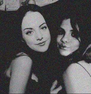 injudiciousdeb's tweet photo. ᅟᅟᅟ
ᅟᅟ⠀  ⠀
⠀  ⠀  ⠀        ﹫/sᴄɪssᴏʀsᴊᴀʙ ᴘᴏsᴛᴇᴅ﹕ 

                     my favorite, my best friend https://t.co/tBOnKkW5KX