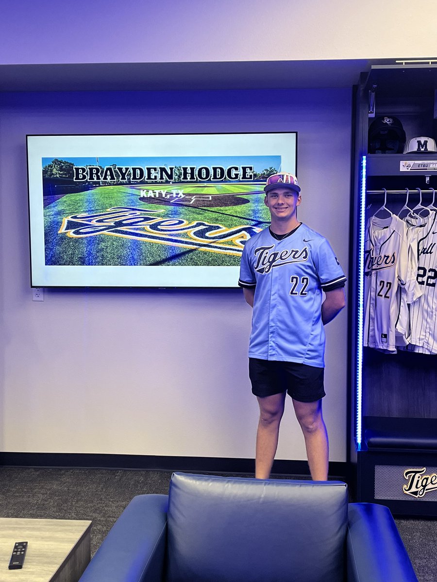 Brayden09524560's tweet photo. Extremely blessed to announce that I am committed to @ETBU_Baseball !!! @jrdhd20 @tswade7 @C_Ander5 @TMote42 @K12Hodge @TwelveBaseball @CincoRanchBBall https://t.co/6yz65ZlY20
