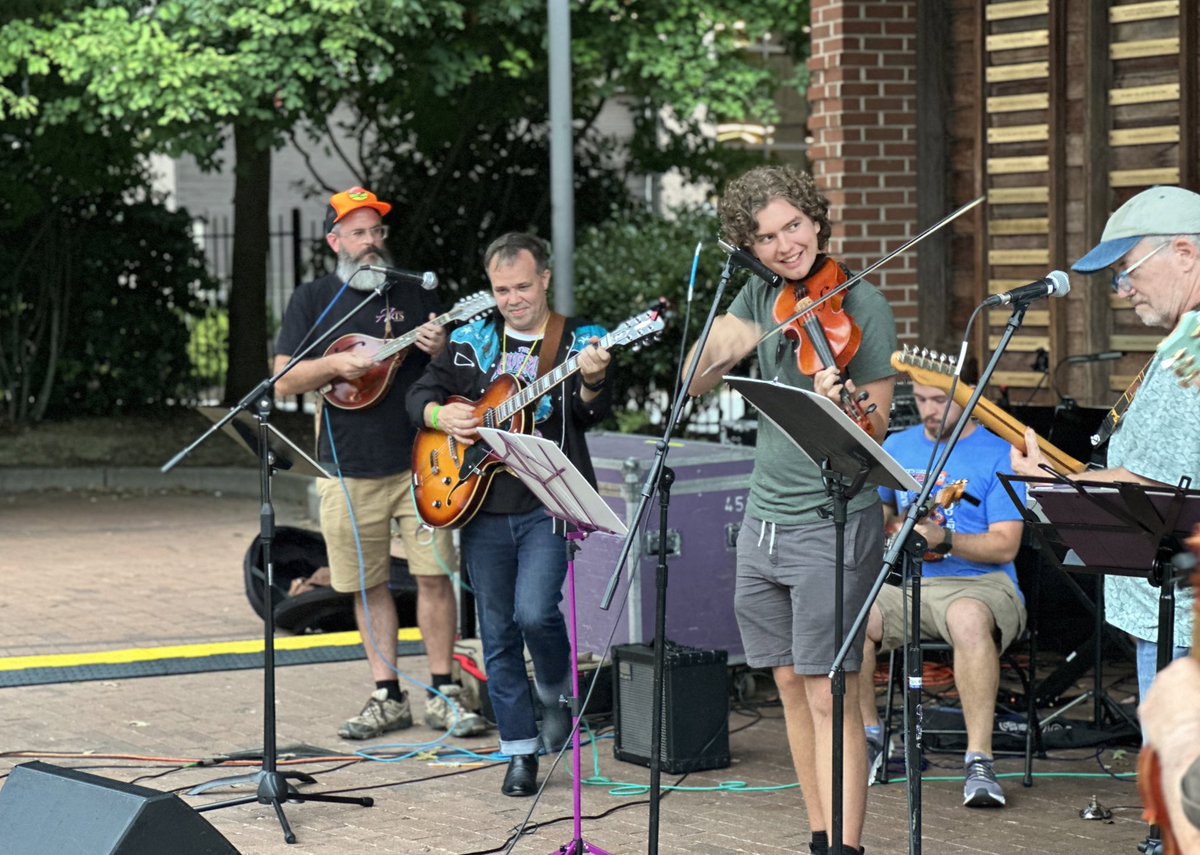 UNCG tweet media