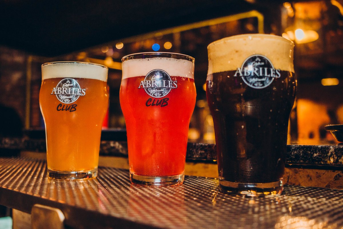 ¿Sabías que tenemos 𝗗𝗢𝗕𝗟𝗘 𝗛𝗔𝗣𝗣𝗬 𝗛𝗢𝗨𝗥 todas las noches? 🍻⁣
⁣
👉🏻 De 19 a 21hs. | 01 a 03hs.⁣
⁣
¡Venite a La Fábrica a pasar una linda y laaaarga noche! 😎