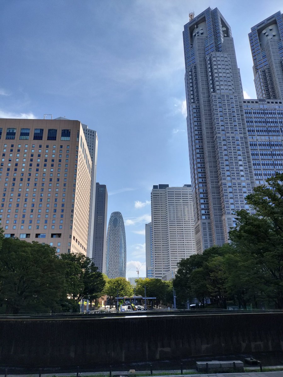rutherfordnj90's tweet photo. Good morning from Tokyo!
Now I'm taking a walk around Nishi Shinjuku. It's gorgeous sunny sunday mornin here, verycomfy!
Have a wonderful weekend ahead! https://t.co/dJZlGGe9Nr