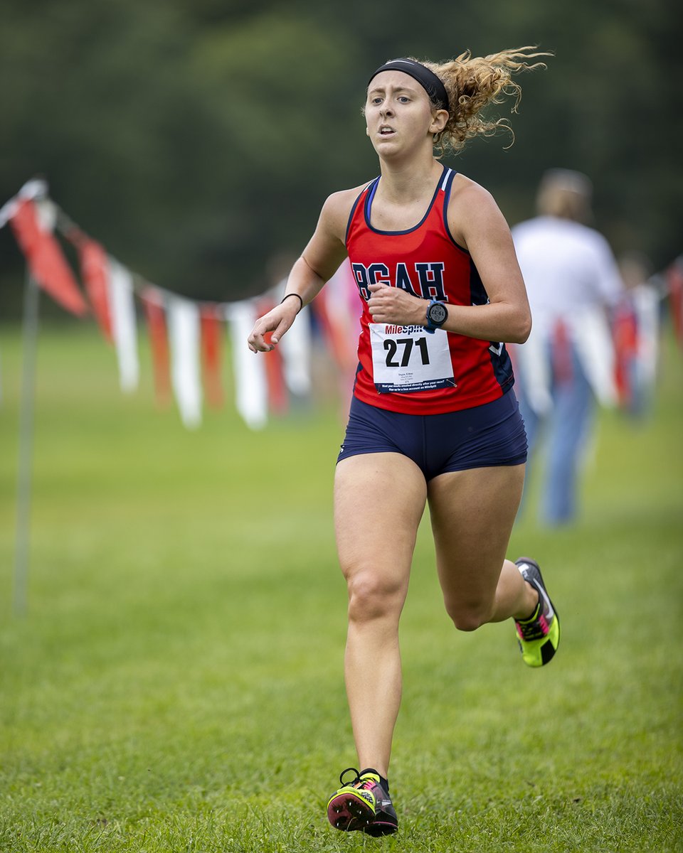 The top varsity runners at The Dave Forbes Invitational in Oneonta on Saturday were:
Boys: John Garrison 12 Spencer Van-Etten 16:32.3
Girls: Ethne Degan 12 BG-Afton-Harpursville 19:40.4

For more photos head to:
deckeradvertising.smugmug.com/Sports/High-Sc…
<a href="/MileSplitNY/">MileSplit NY</a>
