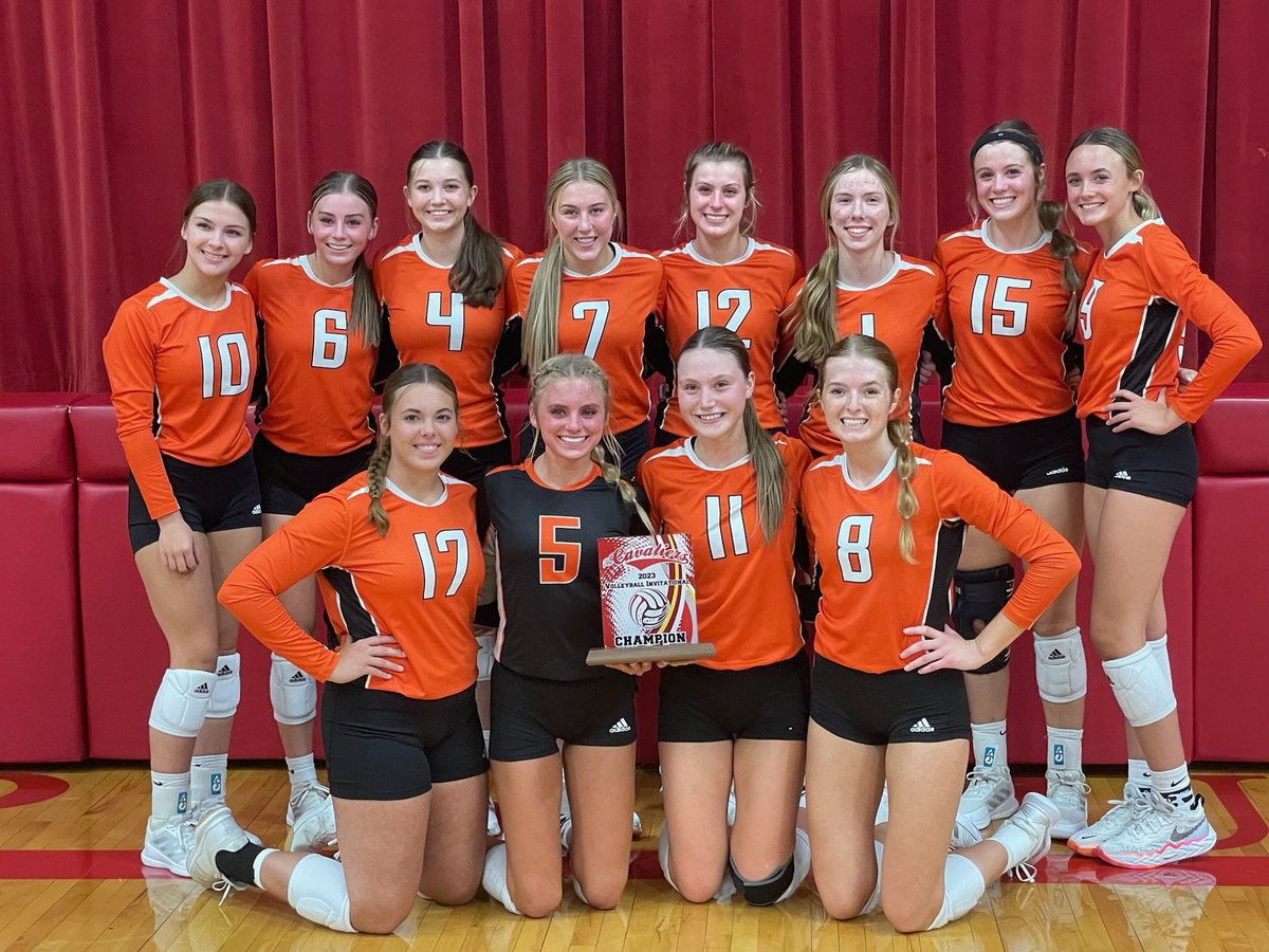 These girls played hard and earned themselves a championship!  🏆 🏐