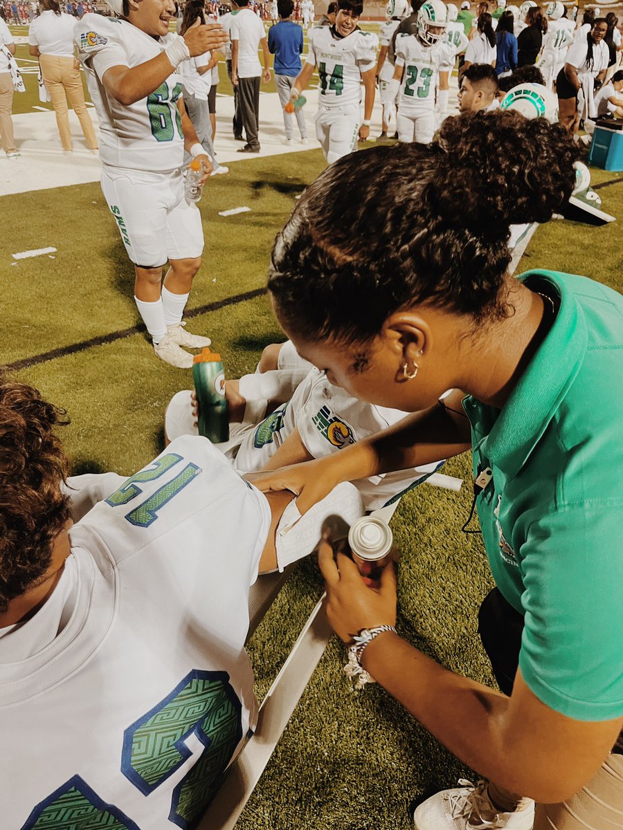 An amazing first win of the season and our trainers did an amazing job ! ⚕️
