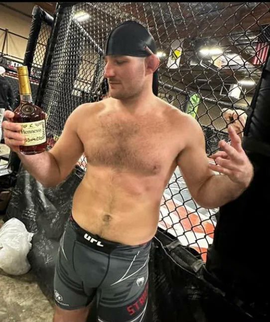 GOD IS GOOD.
#MMA #UFC #UFC293 #ShockTheWorld