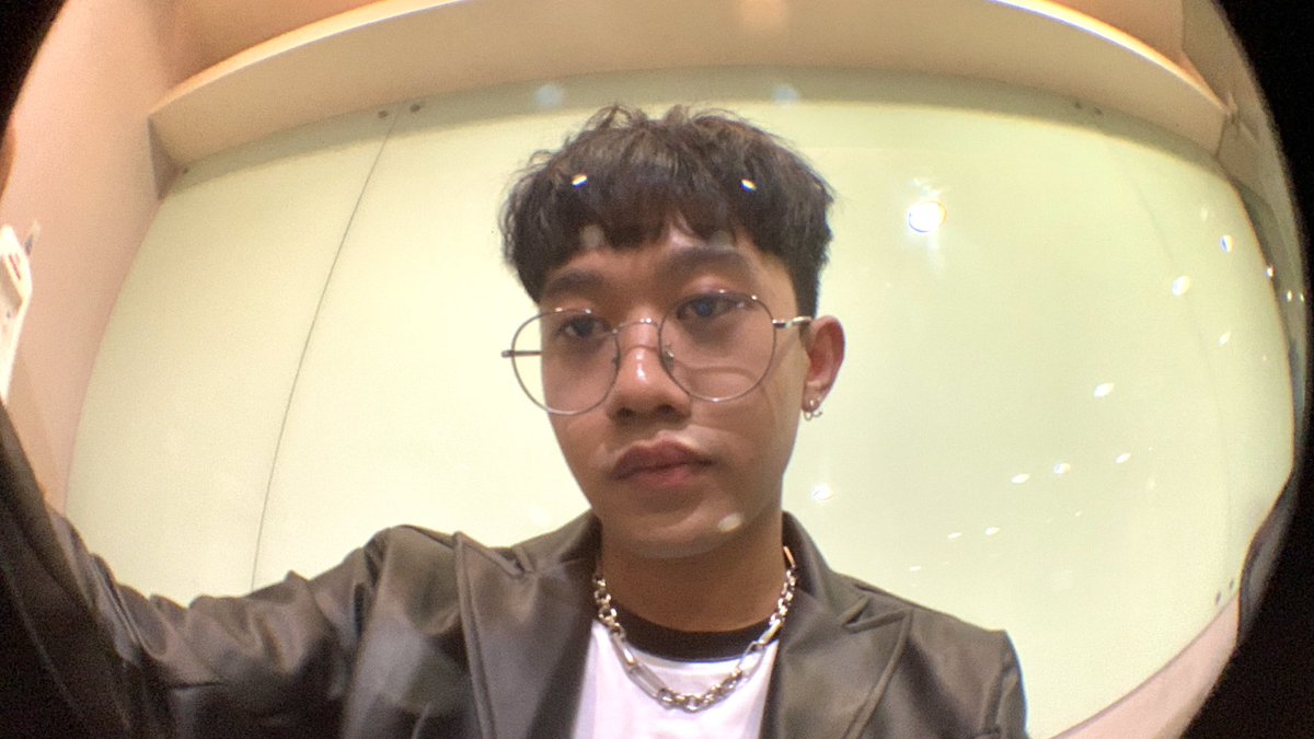 zweitszn's tweet photo. https://t.co/B9ko96K2YJ