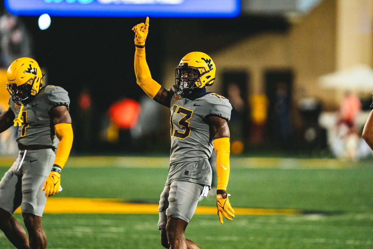 West Virginia Football tweet media