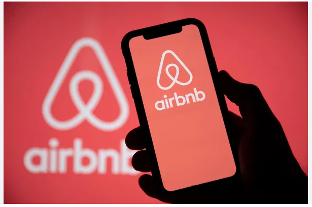 Eltxot's tweet photo. Os cuento mi experiencia con Airbnb - Booking del alquiler vacacional que inicie hace hoy 3 meses. 

Lo gestiono todo en REMOTO , sin contacto y muy poca dedicación puesto que lo tengo automatizado. 

Al lio con un pequeño 🧵por si estáis pensando en aventuraros en este sector. https://t.co/ZRCDCGejnQ