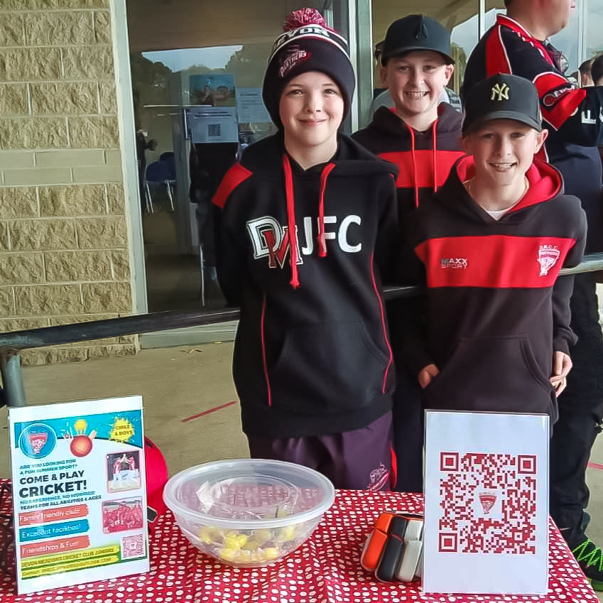 DMCCPanthers's tweet image. Great to see the under 12s representing the Club at the @dmjfc Presentation Day today!

Join in the fun of a summer of cricket! Join the Panthers today 👉 bit.ly/JoinThePanther…