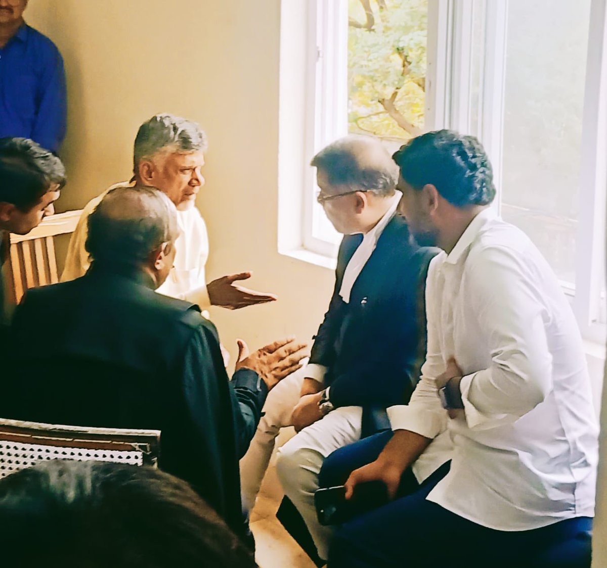 iTDP_Official's tweet photo. We will fight .. #FalseCasesAgainstNaidu
#SelfGoalByJagan https://t.co/UbTgtIhYsB