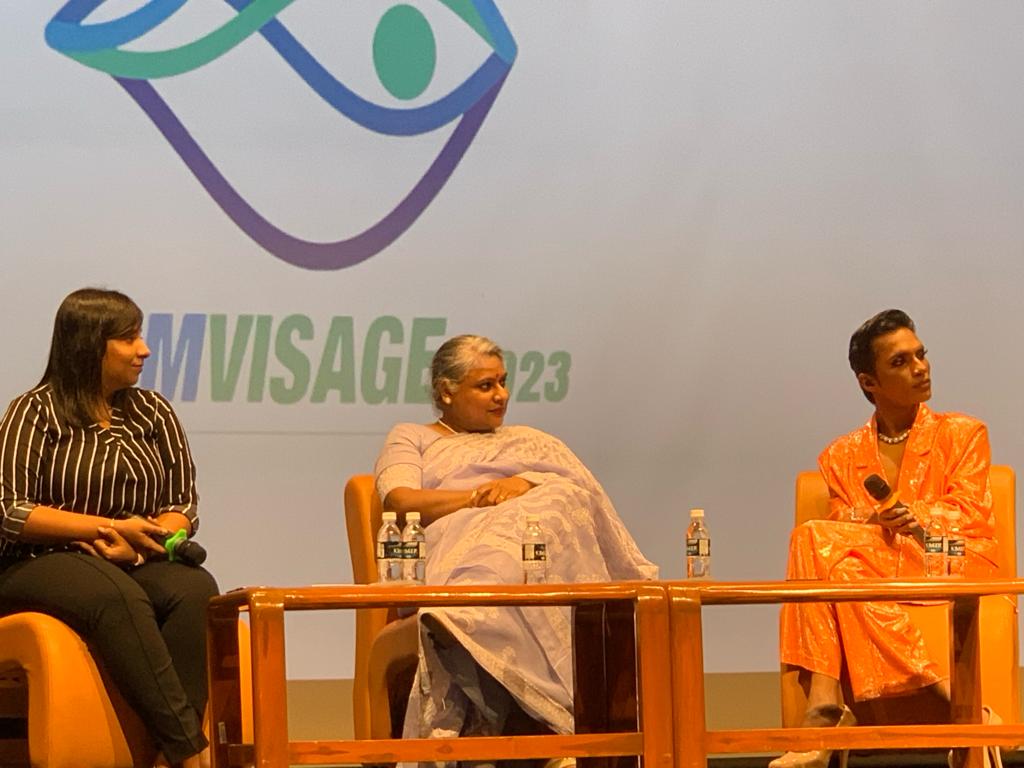 zeno_india's tweet photo. In an engaging panel session at #SIMC, our very own @RekhaZeno shares interesting insights on ‘The Art of Influence: Harnessing Brand Characters through Influencer Marketing’
#zenoids #zeno #zenoindia #greenmachine #fearles https://t.co/RIiJLDPr6n