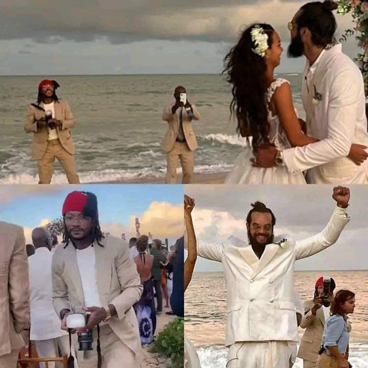 NBAMemes's tweet photo. 🤝 Derrick Rose was a photographer at Joakim Noah's wedding. 
🤝 Joakim Noah officiated Derrick Rose's wedding. 

Teammate goals. https://t.co/7ZaFHy60Qs