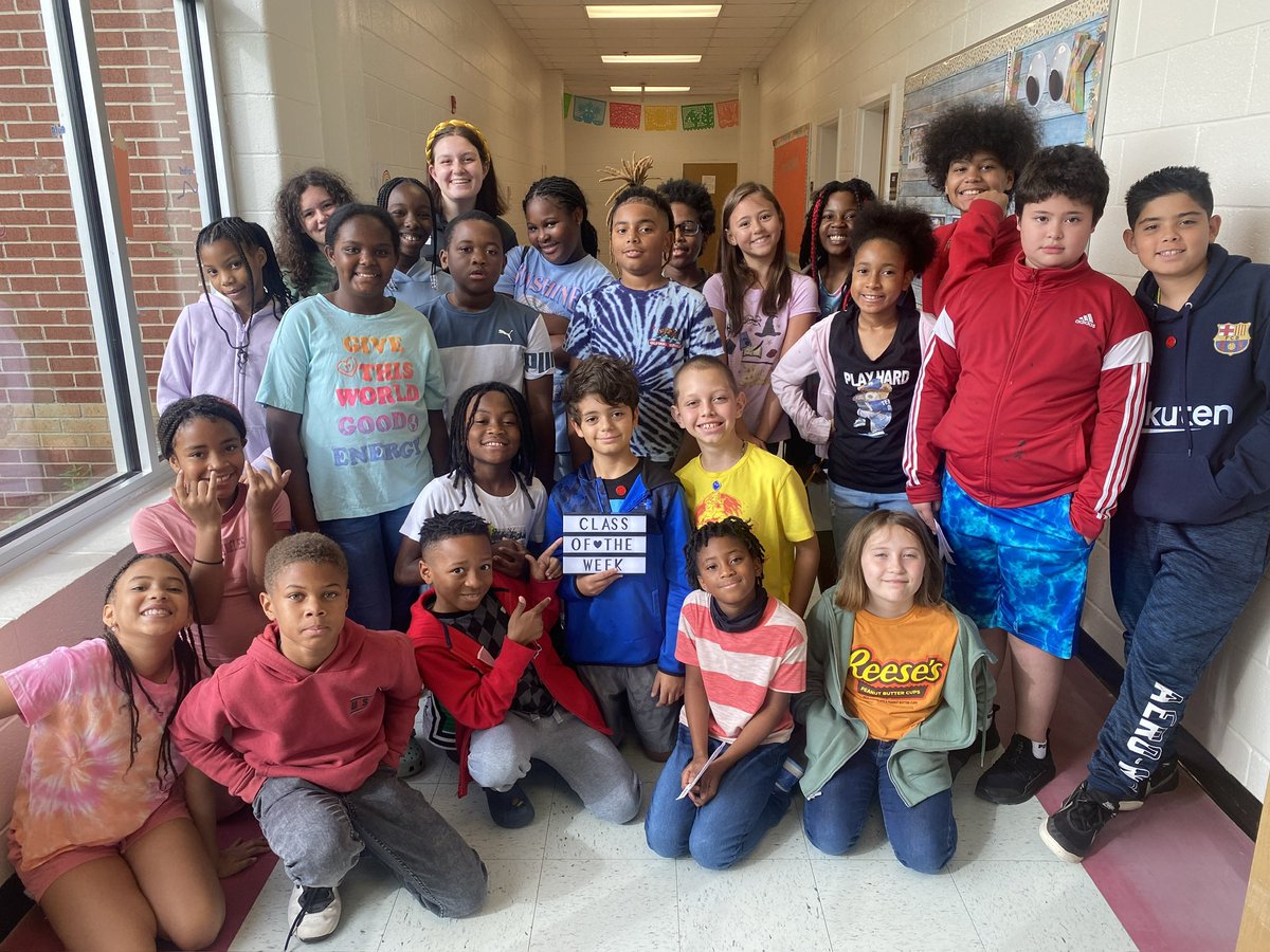 Ms. Dey (@hellomsdey) on Twitter photo Congrats to <a href="/KaytieSchmidt/">kaytie_schmidt</a>’s class for showing the WAY of the Wolf in art class. <a href="/WoodlandES_HCS/">Woodland Elementary School HCS</a>
@LearnInHenry Congrats to <a href="/KaytieSchmidt/">kaytie_schmidt</a>’s class for showing the WAY of the Wolf in art class. <a href="/WoodlandES_HCS/">Woodland Elementary School HCS</a>
@LearnInHenry