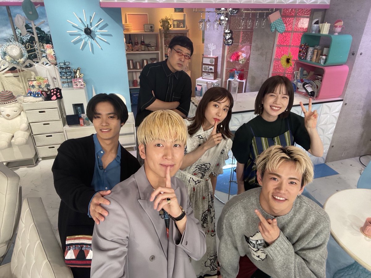 therampagefext's tweet photo. 今夜前編配信！「あ���とくて何が悪いの？」
#TELASA 特別編「あざと予備校」に
#川村壱馬 #浦川翔平 #長谷川慎 が出演いたします！
 
＜前編＞9月10日(日)深夜1:22～配信
＜後編＞9月17日(日)深夜0:52～配信
TELASAで独占配信スタート📲❤️‍🔥

是非チェックしてください☺️🙏

https://t.co/3UAErNkShg https://t.co/9g5i1EIsWU