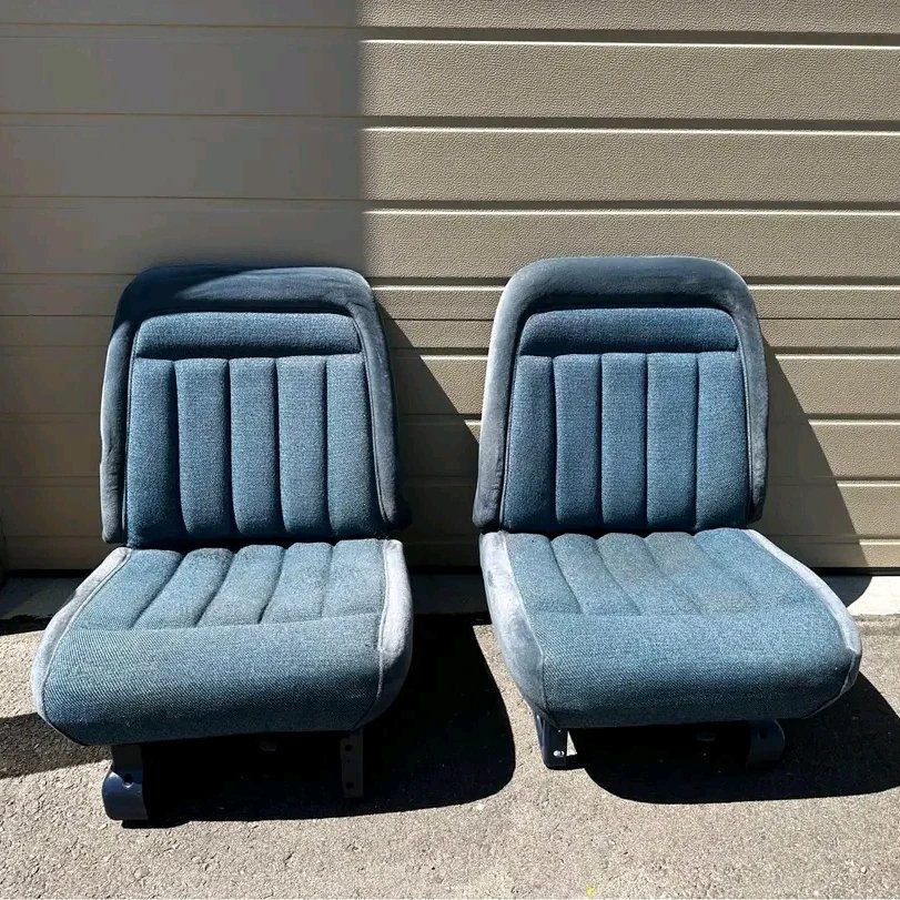 ObsPart's tweet image. Very clean OBS bucket seat available for pickup and delivery message me if interested