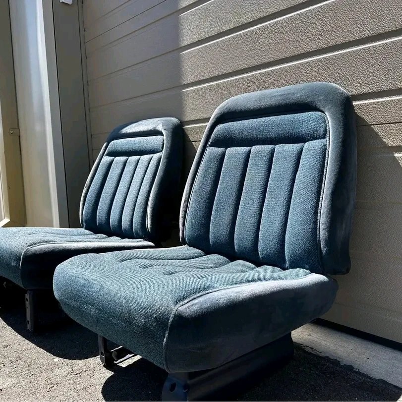 ObsPart's tweet image. Very clean OBS bucket seat available for pickup and delivery message me if interested