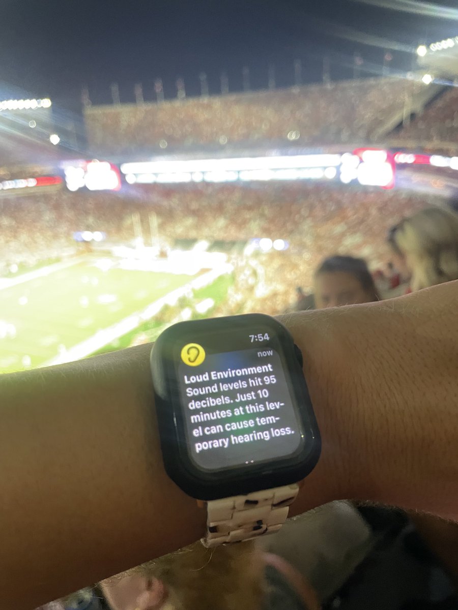suicop's tweet photo. ⁦@spann⁩ when he comes on Jumbotron at Alabama https://t.co/0ILMYHHEgf