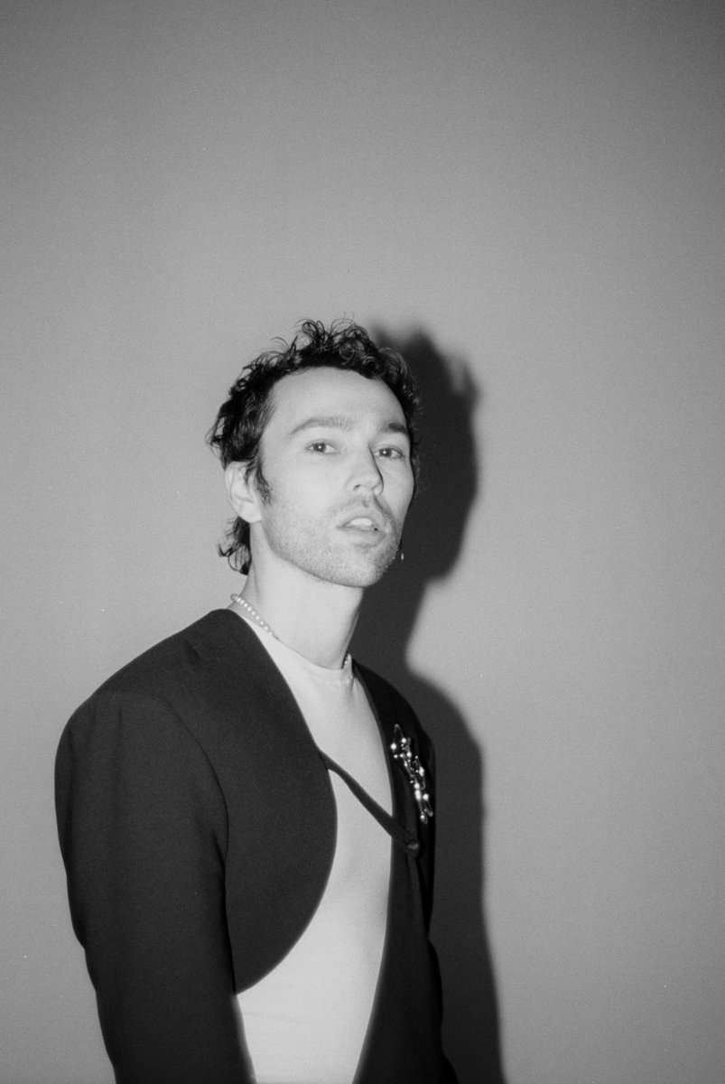 Had such a lovely time answering your questions for my @iheartradio <a href="/AskAnythingChat/">Ask Anything</a> 
Thanks <a href="/OnAirRomeo/">On Air Romeo</a> &amp; the <a href="/MostRequestLive/">Most Requested Live</a> listeners for your support!! 💛

Watch here: askanythingchat.com/chat/max-mrl-a…