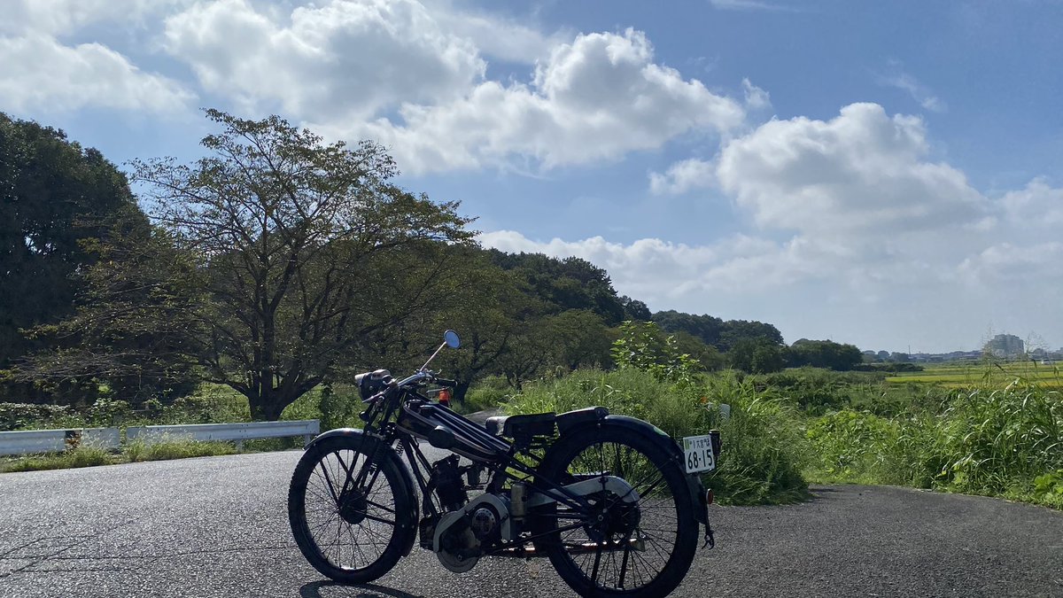 conigliocaprio2's tweet photo. 今日は会社に野暮用があったので、コットンで一っ走り行ってきた。
乗るたび、油が回っていく感じで、調子が良くなってくるな。 https://t.co/kHt6UekR8Y