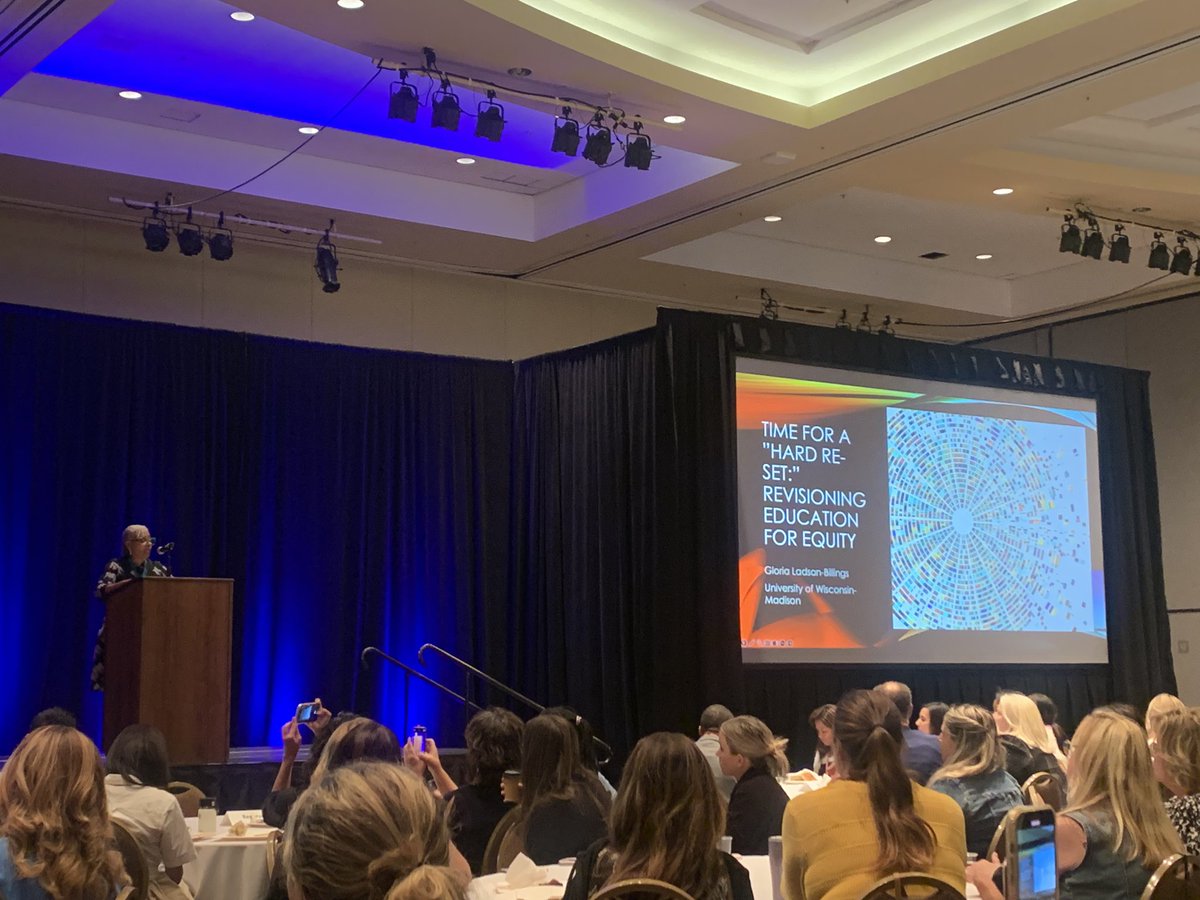 An AMAZING and inspirational day of learning today  <a href="/CotsenAoT/">ART of TEACHING</a>! 
#mightyeagles 🦅 <a href="/kristinecvar/">Dr. Kristine Cvar</a> <a href="/nlmusd/">Norwalk-La Mirada Unified School District</a> #alwayslearning