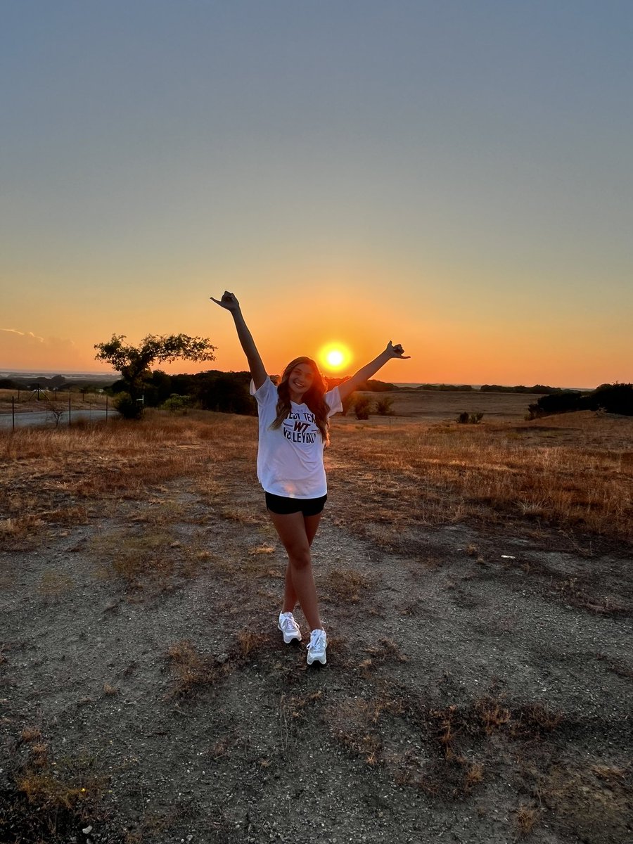 GracieTrulson1's tweet photo. I am so excited to announce my verbal commitment to study and play volleyball at West Texas A&amp;M, the reining D2 National Champions. I am so excited to be a Lady Buff!!! I’m so appreciative of my coaches, trainers, teachers and parents who helped me get here. @musclevb @toptierntx https://t.co/DKjtCPHRkQ