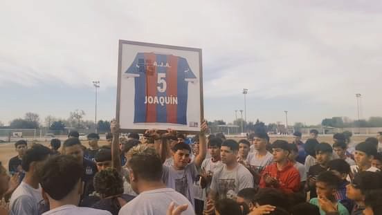 Ahora si te dejaremos descansar en paz mi "5"🕊😇 y aguante el A.J.A man💙❤💙