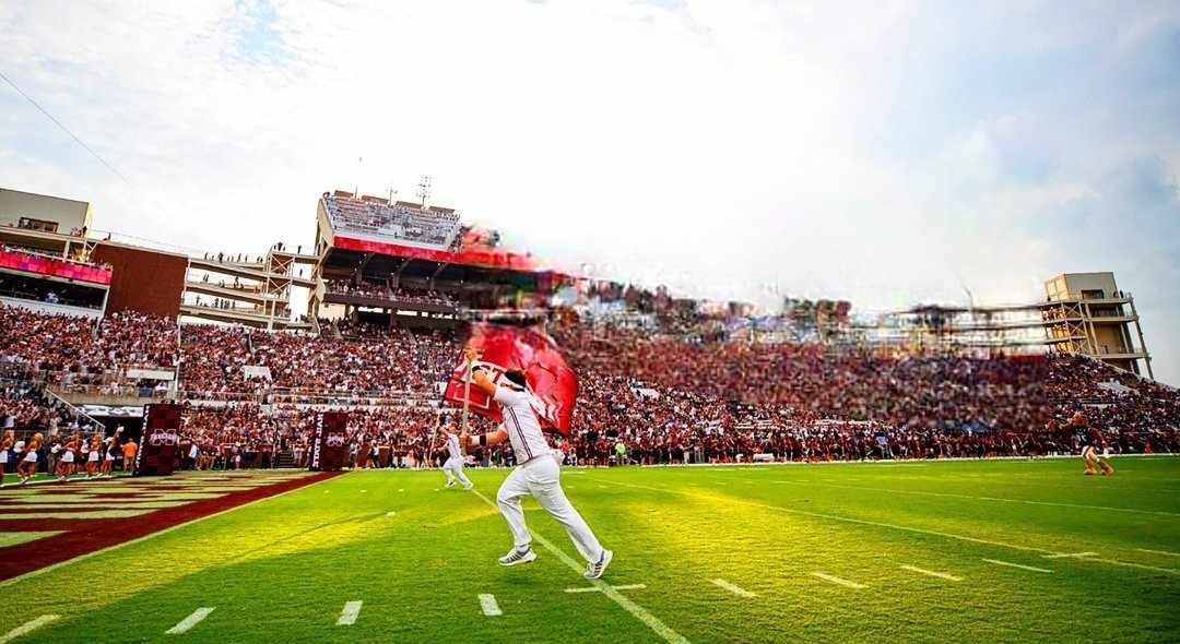 kjw2001's tweet image. What flag? #photoshop #objecteraser