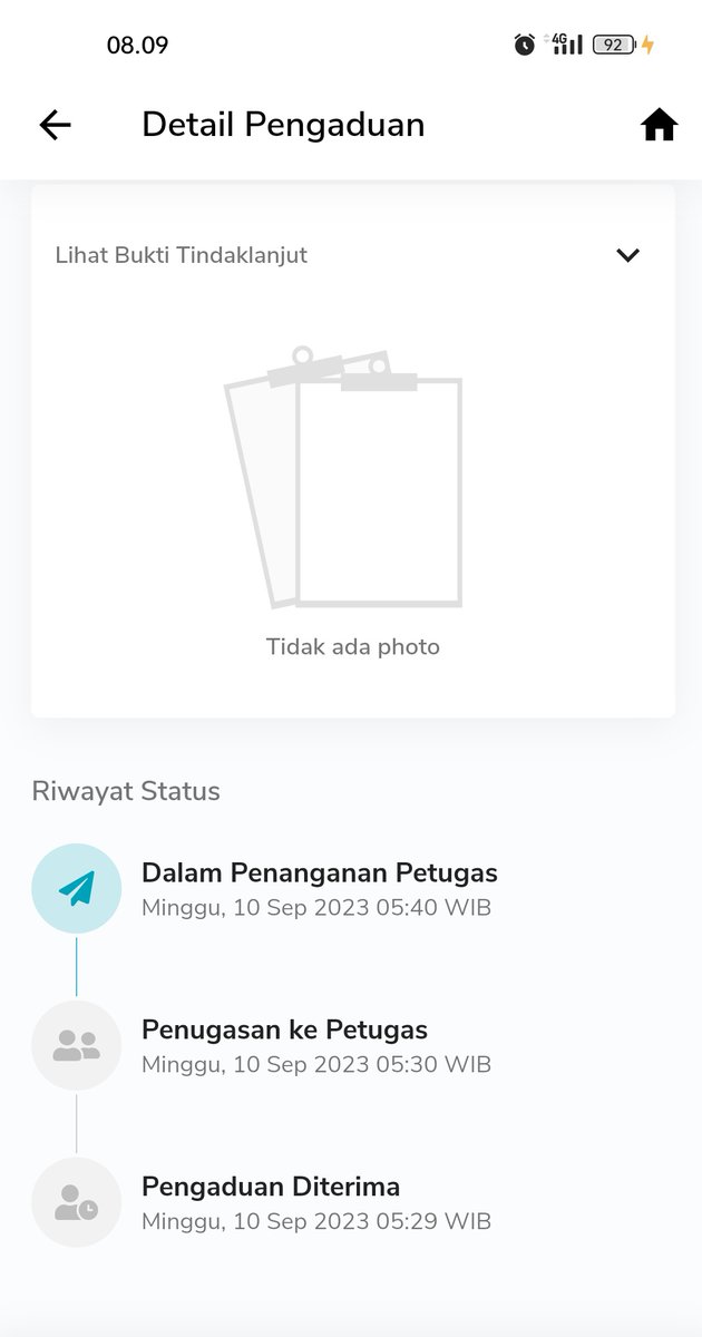 yunsaragih's tweet photo. @pln_123 laporan sdh dr jam 5 pagi lho min, msh blm ada respon. Macam mana ini? https://t.co/Pnvd3oPgsV