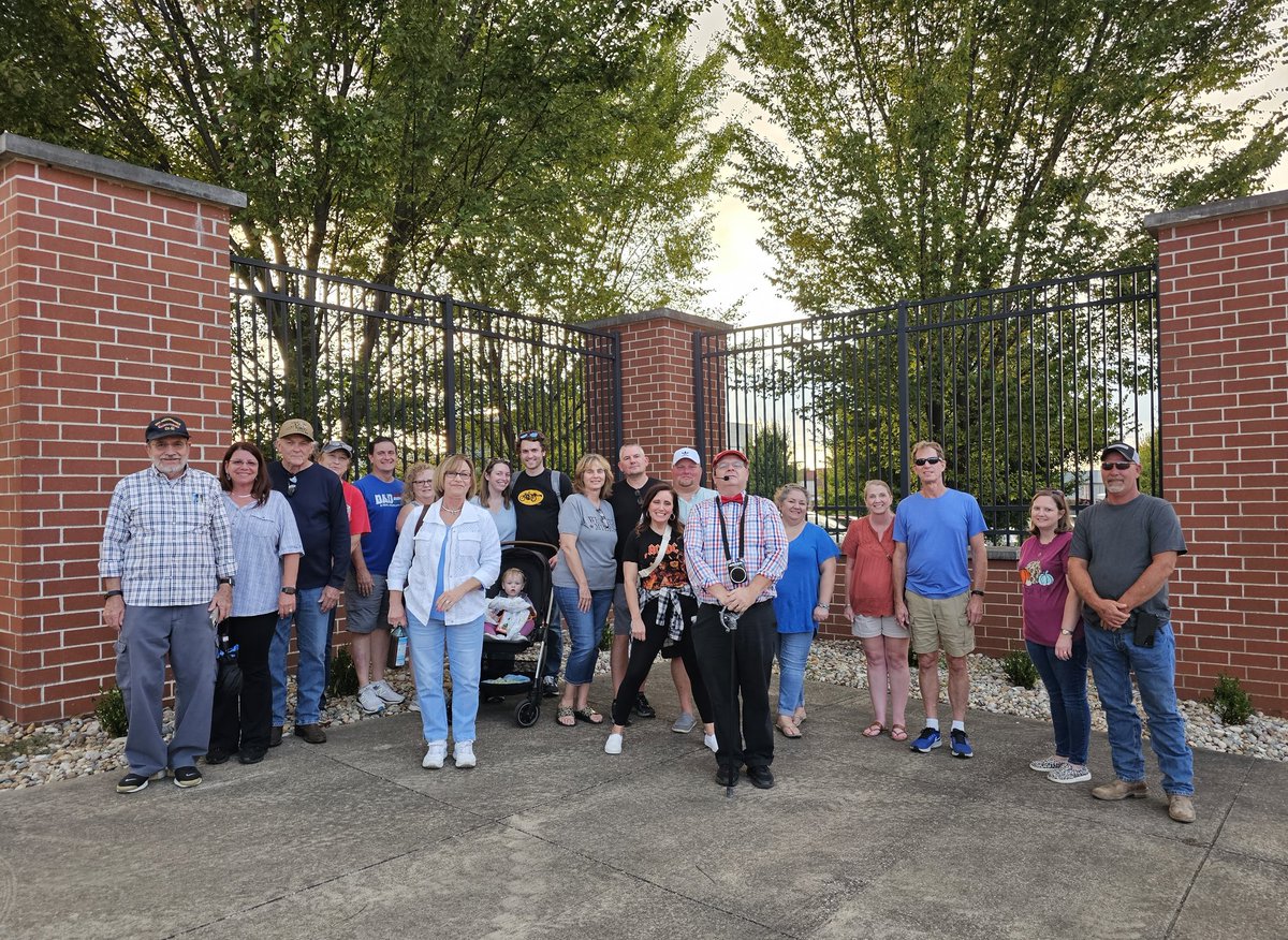 unseenbg's tweet photo. And would you look at that... Another fantastic UnSeen tour in the books! 

The Back Stories &amp; Back Streets had a BLAST on September 9th! We love to SEE everyone come out for UnSeen #bg #bgky #unseenbg #tours #grouptour #kentucky #fallevent #history #walkingtours https://t.co/FzyAlXjWaN
