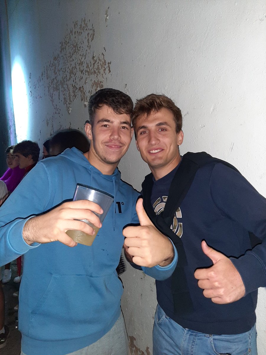 MarkelLorea's tweet photo. @guanyar Quevedo y José Nogales https://t.co/v45f5EE8Gn