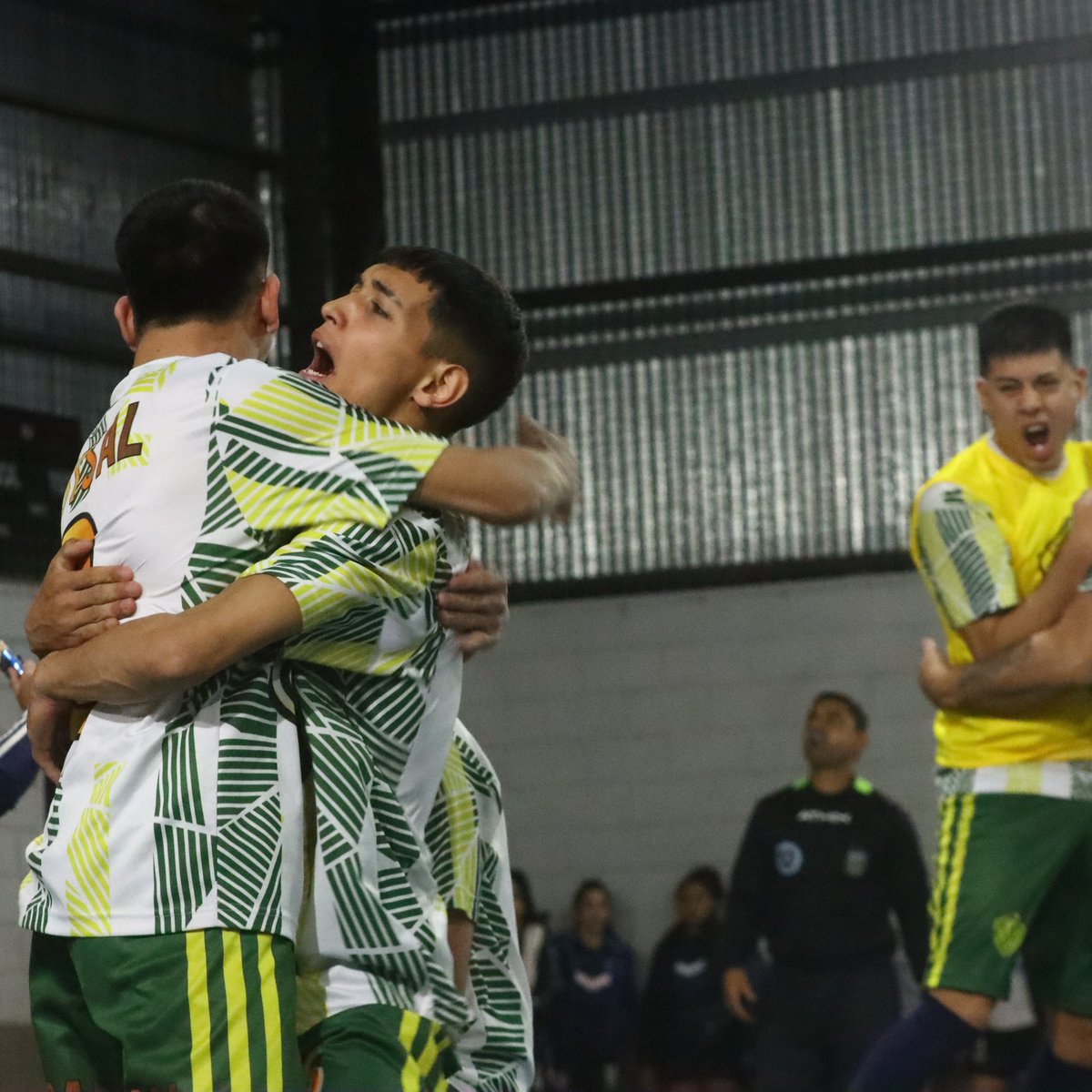 RamonAntune's tweet photo. Copa Futsal avellaneda 
@jorgeferraresi 
@magdysierra 
@AvellanedaCNDF https://t.co/JF4jRyNBoY