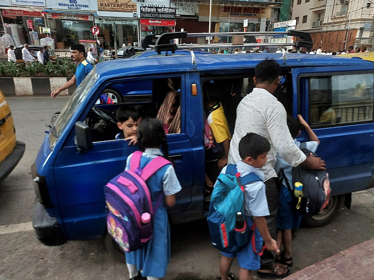 eemusk8822's tweet photo. Respected Sir, I want to bring a very serious matter to your notice.Sir since many years,illegal n fitness expired vans are running in Mumbai.Many school kids from https://t.co/GV5PXSyiAX to 10th Std are traveling in this kind of Vans.Please look into this matter.
@AUThackeray https://t.co/uuGuYMSJwV