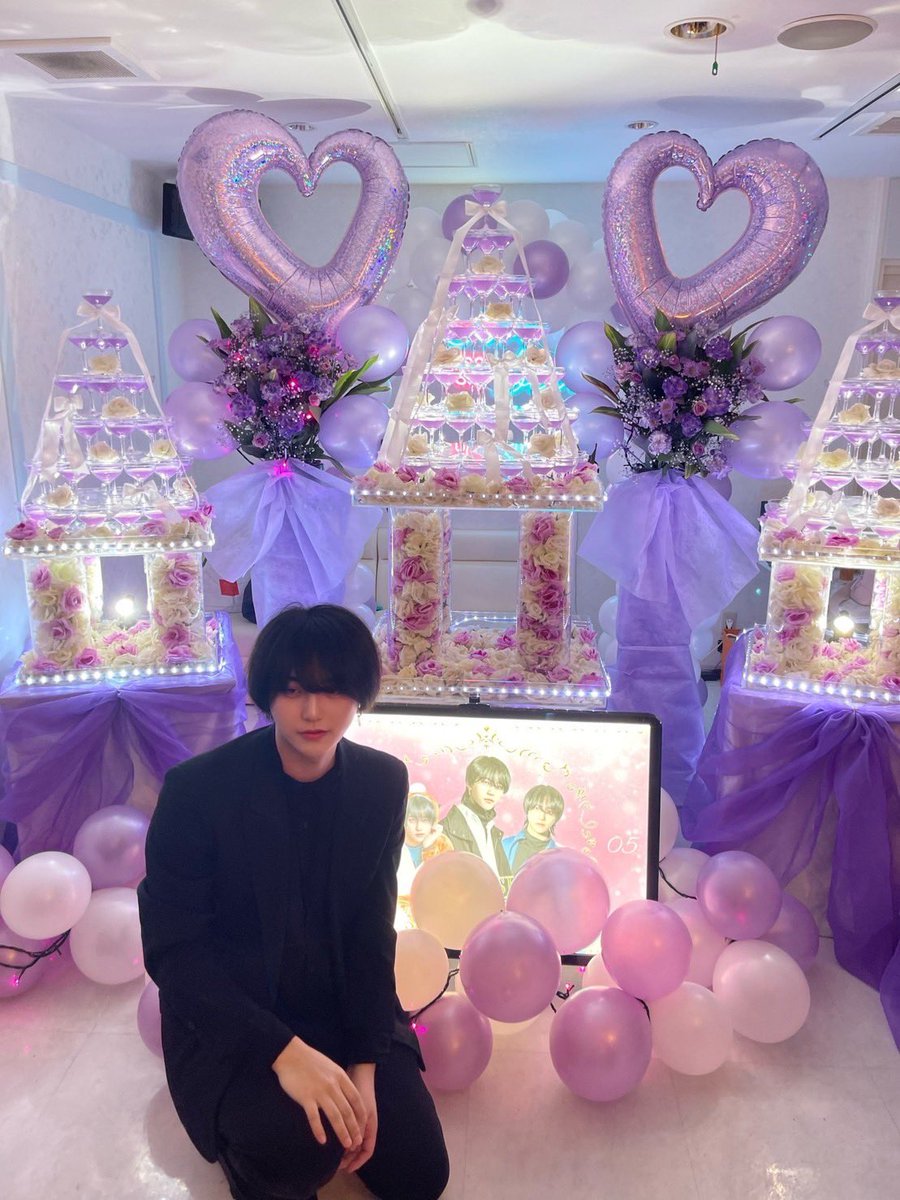 🔔てつ生誕&昇格祭1日目🔔 👑てつ王子@tetsufk2 紫に輝く素敵なお城が