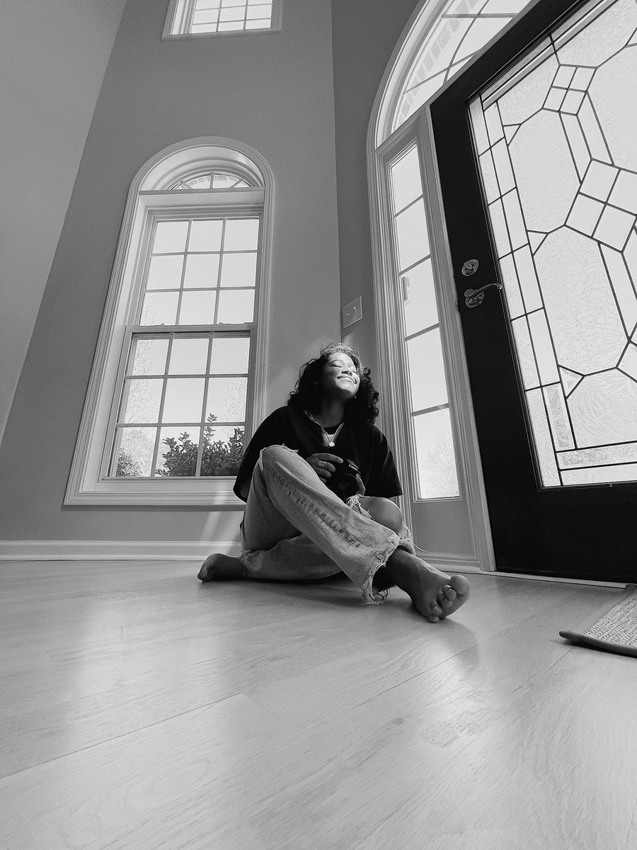 RacquelBJohn's tweet photo. The frustration and stress we experience are sometimes formed by a clouded mind. Therefore, there will come a point in our lives that will require us to move entirely out of our way in order to see clearly. ⛅️ #artist https://t.co/2IrfDVtMvI