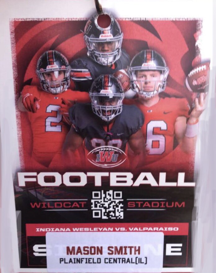 MasonSmith2024's tweet photo. I had a amazing time at the @IWUFootballPod and @valpoufootball game! It was a great back and forth battle all the way down to the very last play. Thank You @Coach_Crisp for the Game Day Invite! 

@CoachKeanePHS @CoachKooi28 @Coach_RJG @CoachJSmith91 @DeepDishFB @CoachBigPete https://t.co/jqe4K1PwmK
