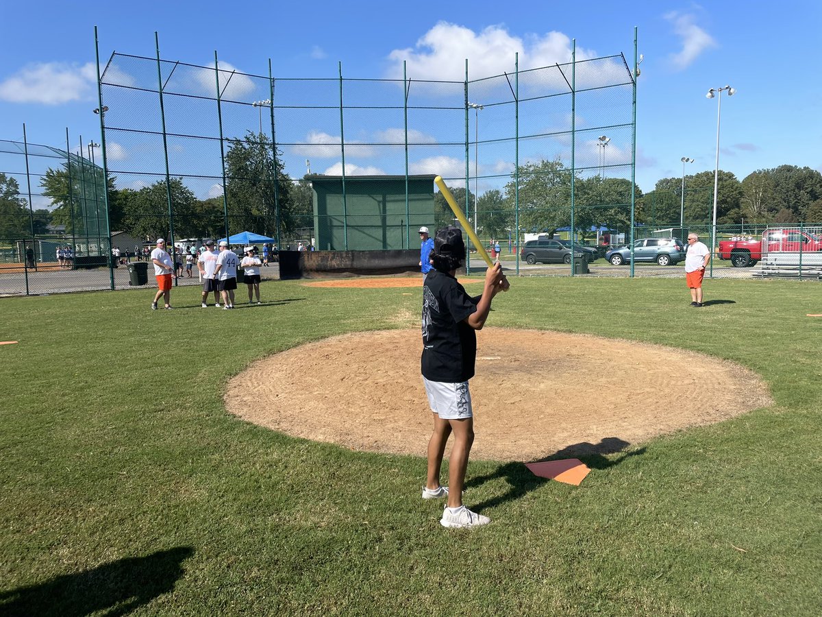 Lake Area PG gets the W in the competitive division at the Preston Cope Classic Wiffle ball tournament after facing a talented opponent in the Championship game! Resting up and getting ready to head to Rend Lake for a DH in the AM! Great job, guys! #WeAreLA #playlikepreston
