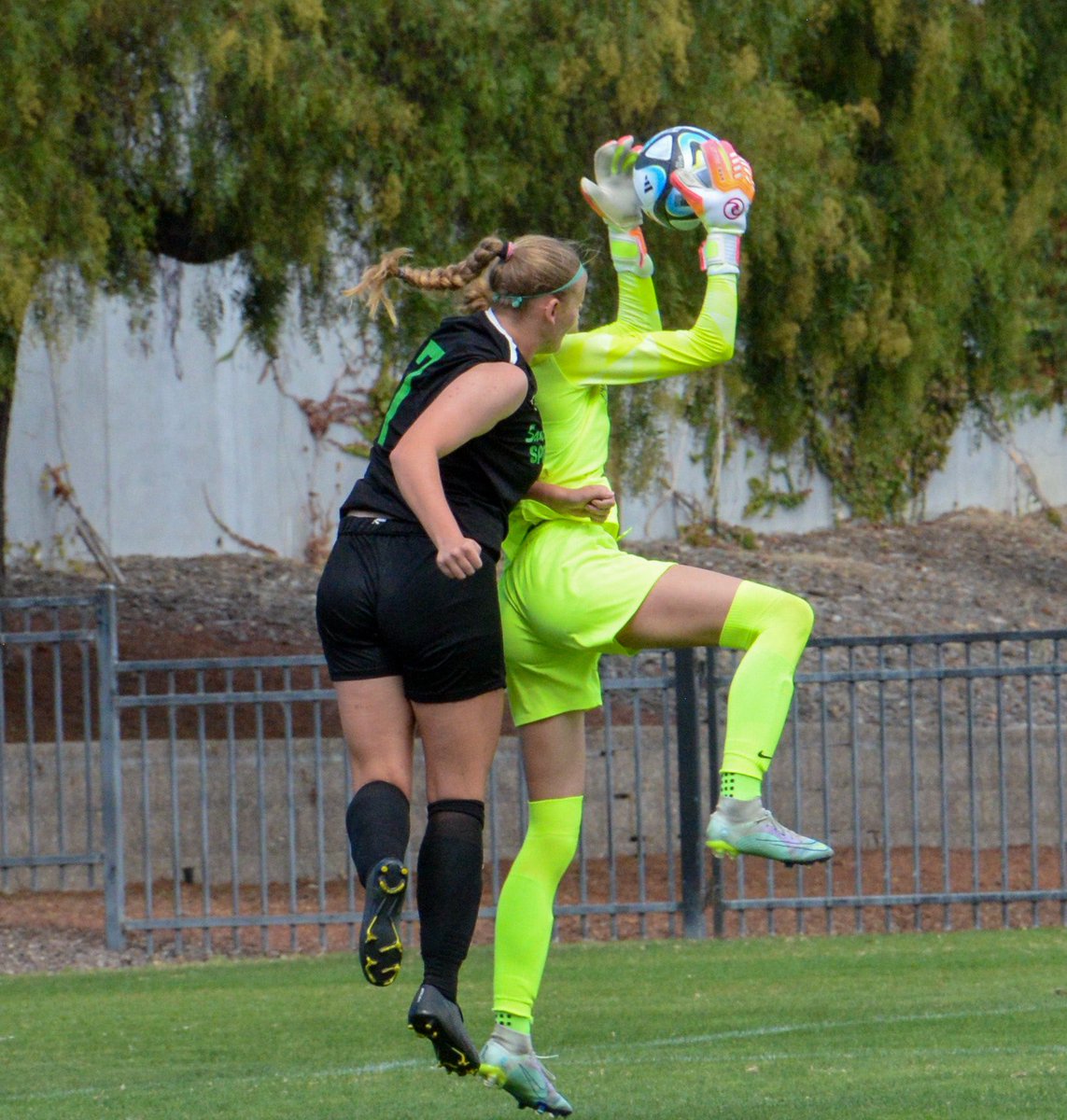 I’ve been able to play soccer in some pretty cool places, today our game was next to Levi Stadium. Heading back home with the win! <a href="/SacUtd_soccer/">Sacramento United</a>