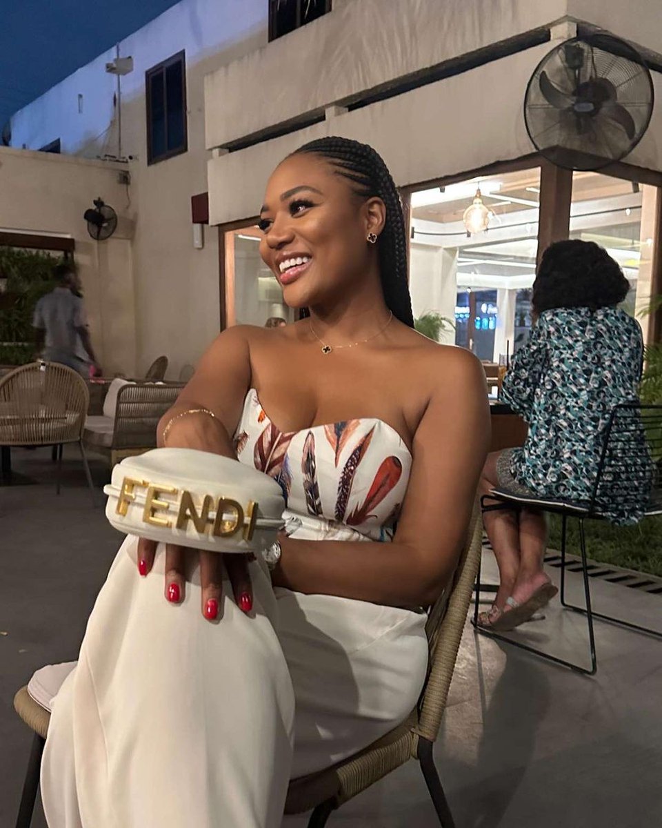 Sandra1ankobiah's tweet photo. Pick your fave! https://t.co/cIcEhJxdfm