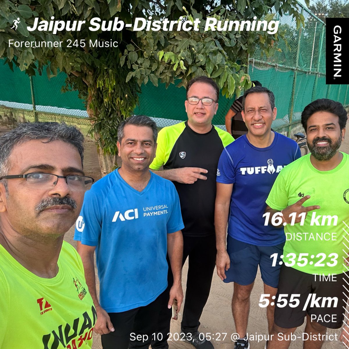 ArunPositivity's tweet photo. Sunday Motivation 16km run 🏃‍♂️. Awesome start to the day . Filled with gratitude 🙏 n positive vibes . Have a great  weekend everyone 👍🏃‍♂️🏃🏃‍♀️ #SUNDAYVIBES #SUNDAYMOTIVATION💛 #weekendvibes #DogLover #PetLover #Happy #Grateful #positivity #Fit #Fitness #HealthyLifestyle #Runner https://t.co/93VUU9gsec