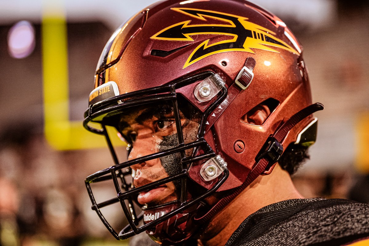 ASUFootball's tweet photo. Up next, the Sun Devils 😈 ⚫️ 

#ForksUp /// #BlackoutOSU https://t.co/zlj9knLJIl