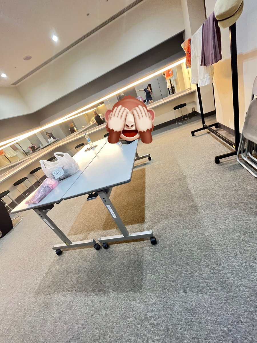 1717_Hinata_'s tweet image. 到着しましたぁ❣️

こんな素敵な楽屋をご用意してくれていました☺️💞

めっちゃひろ〜い😳💞

他にも色々ご用意してくださっていました💖✨️
今からリハ❕頑張ります❣️

@yumefes_info さま♡ #陽愛
 #なら100年会館 #夢フェス