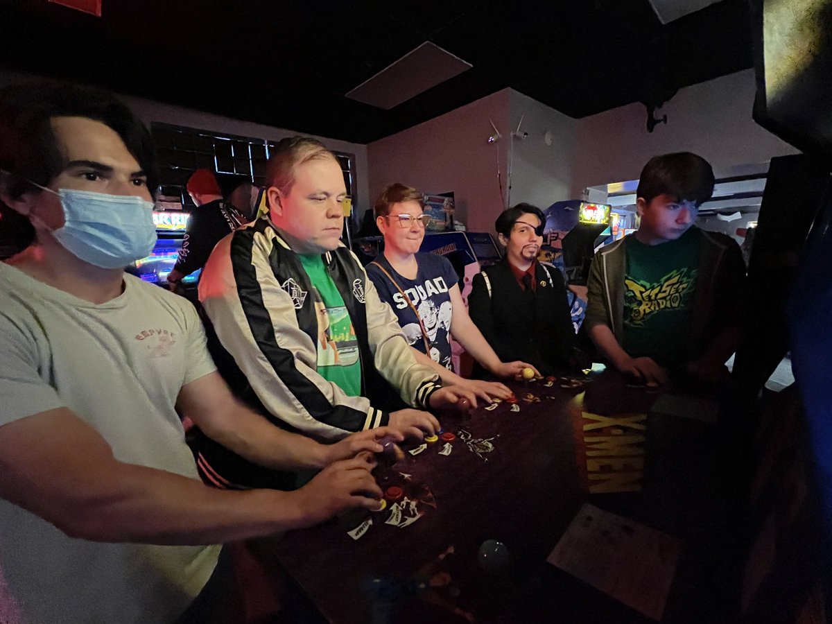 SEGAbits's tweet photo. That’s THE END for the first Arcade Adventure SEGA fan meetup at @GGhostArcade! A huge thank you to the 20+ people who came out to play, chat and hang out! 
We will be back in early 2024 for Arcade Adventure 2~! https://t.co/BQiNxlL3ov