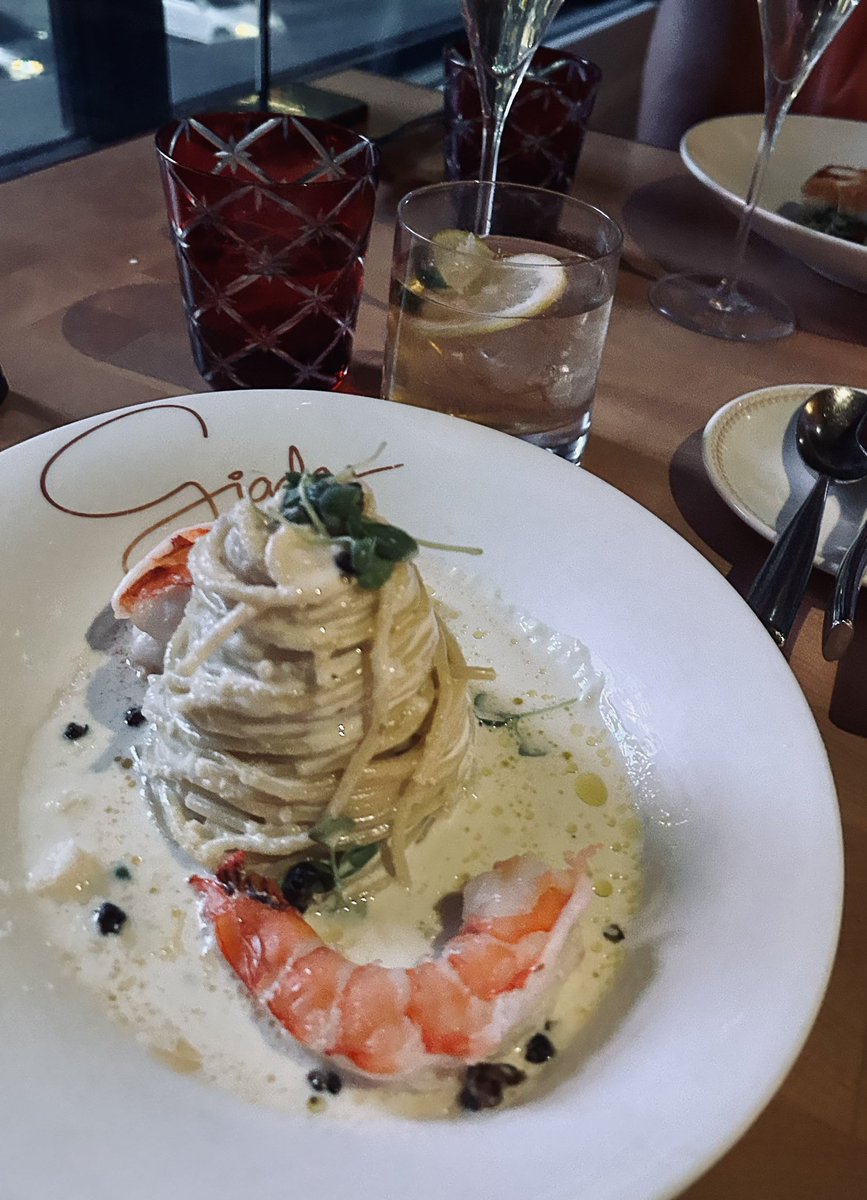 katdiva1's tweet image. 🤩😋 #lemonspaghetti 🍝 #GiadaLasVegas #Giada’s #Vegasbabay #LasVegas