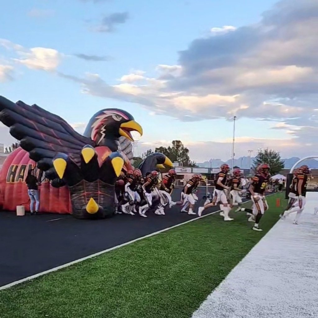 Cen10Hawks's tweet image. Cen10 Homecoming Game!! #Barbie #Block10 #Hawkyeah #HocoCourt